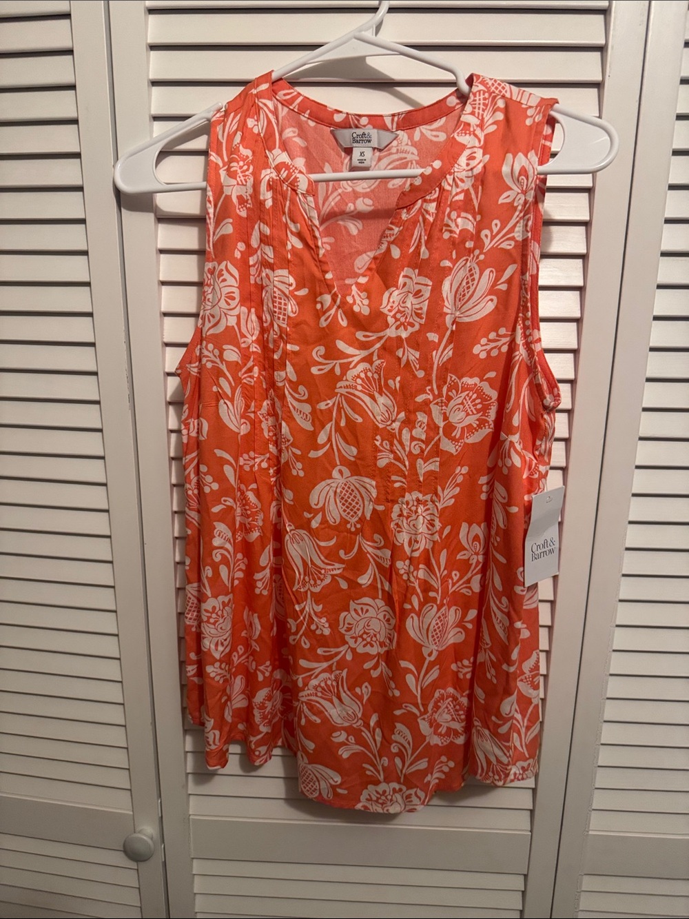 croft & barrow Orange and White Floral Sleeveless Camisole NWT